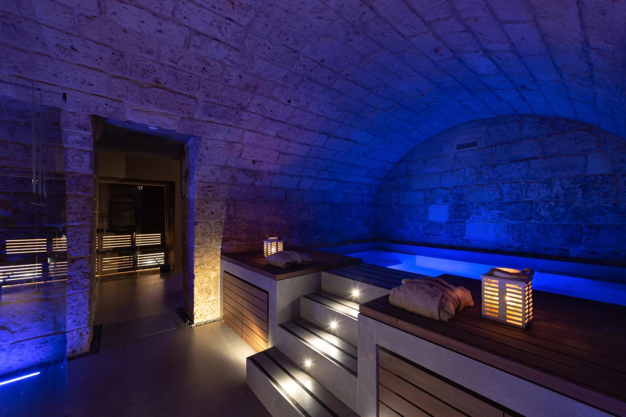 Vis Urban Suites&spa Appart hôtel *